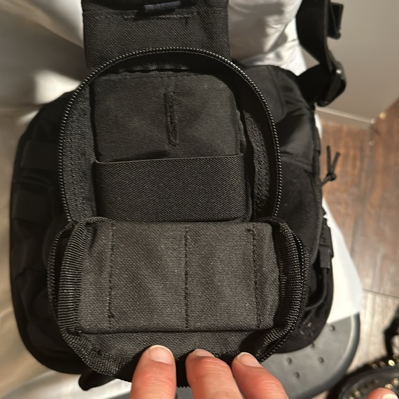Tactical sling bag - Picture 9 of 9